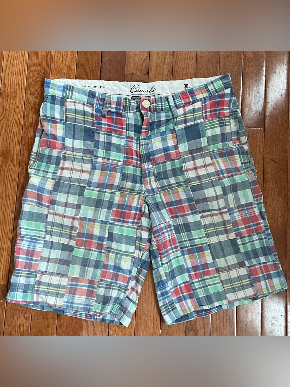 Roundtree & Yorke Patchwork Madras Shorts Mens 36 Casuals Plaid Preppy
